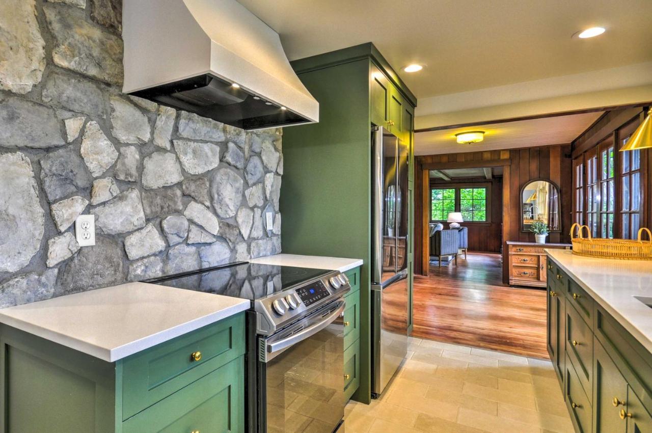 Peaceful And Elegant Cottage With Riverside View Oregon City Bagian luar foto