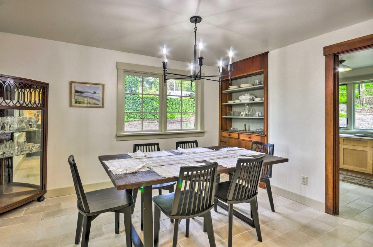 Peaceful And Elegant Cottage With Riverside View Oregon City Bagian luar foto