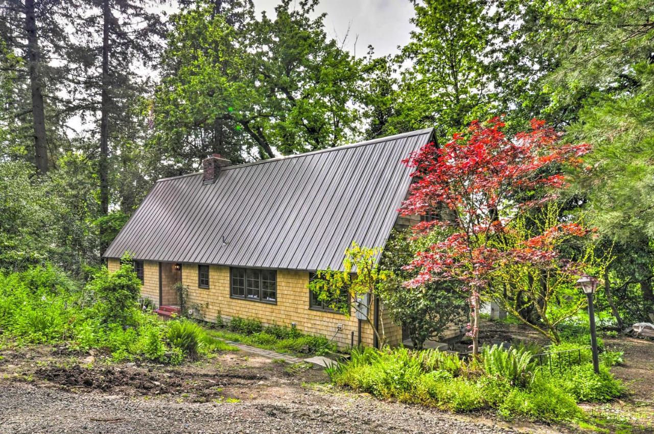 Peaceful And Elegant Cottage With Riverside View Oregon City Bagian luar foto