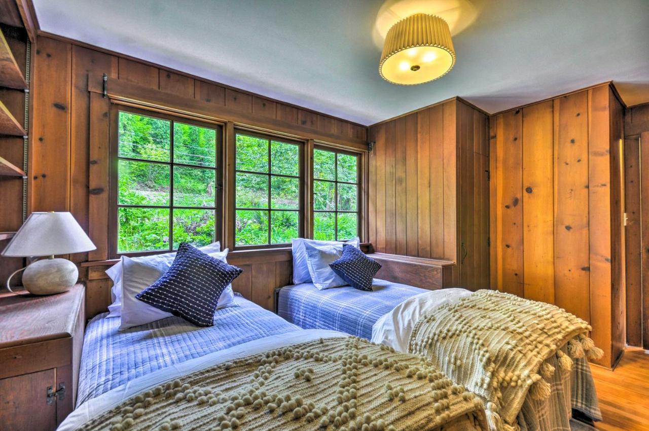Peaceful And Elegant Cottage With Riverside View Oregon City Bagian luar foto
